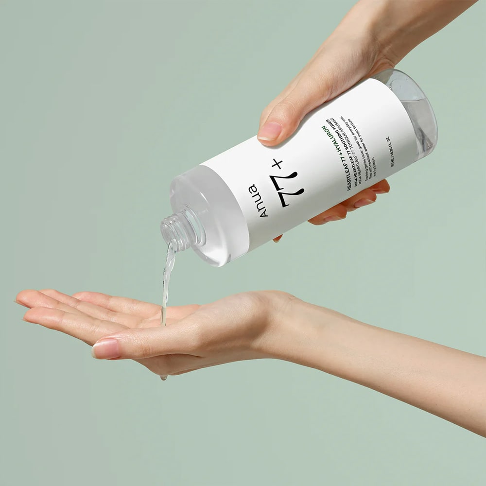 Anua Heartleaf 77% Soothing Toner 250ml, water-light texture shown