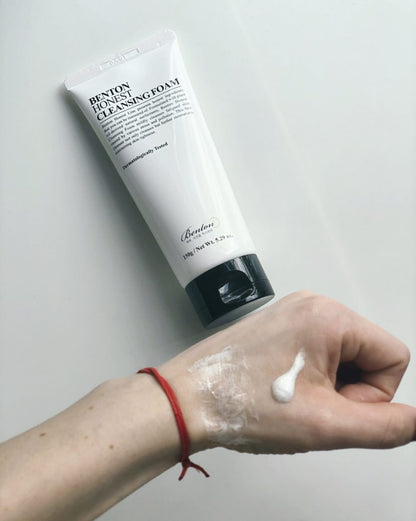 Hypoallergenic facial cleansing foam Benton Honest Cleansing Foam - Koreancare