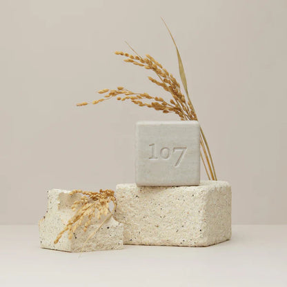 Face and body soap with low pH 107 RICE BRAN Low pH Soap - Koreancare